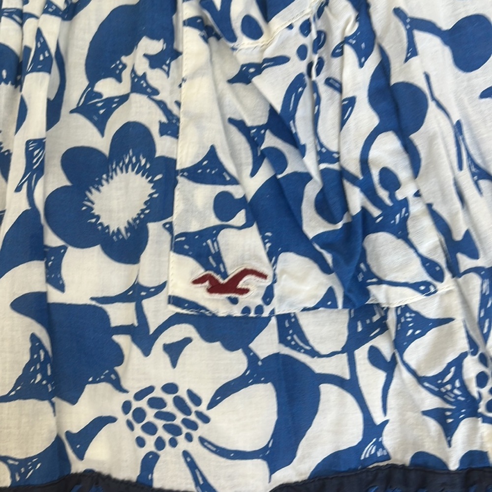 Mini Hollister Skirt. Cotton.  Juniors. M 
L 14 inches and waist 26 inches. - Picture 7 of 9